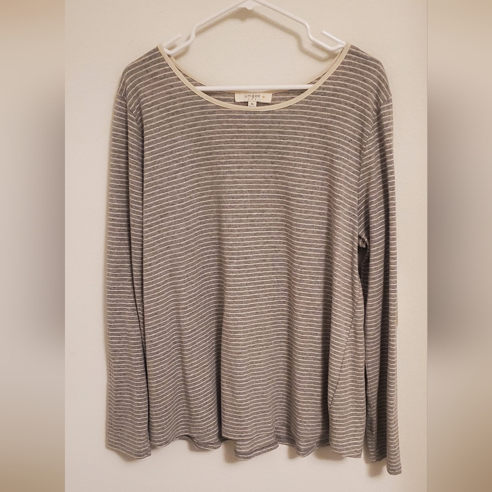 Umgee Plus Women's Striped Gray Long Sleeve Shirt Size 1X Fall Cozy Soft Basic